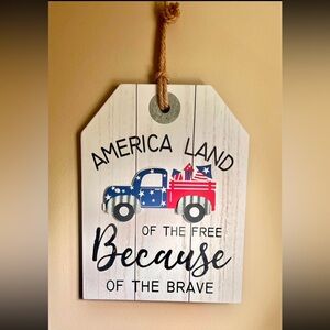 Patriotic Wall Hanging with Truck Design